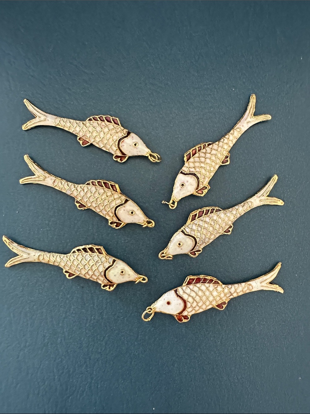 NEW listing 🌺 6 Vintage Enamel Fish Bundle Lot